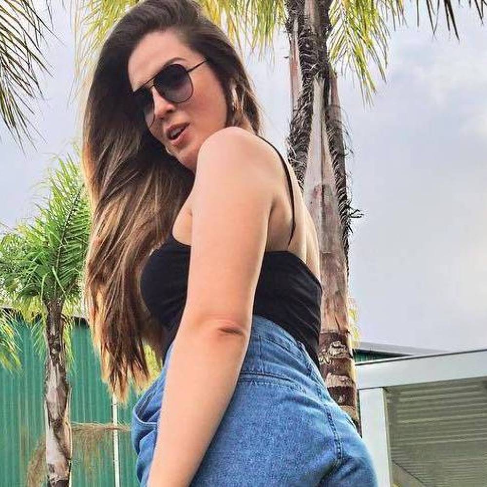 Meet Catherine, 45 Female from Brazil - Free Online Dating at AhhDate