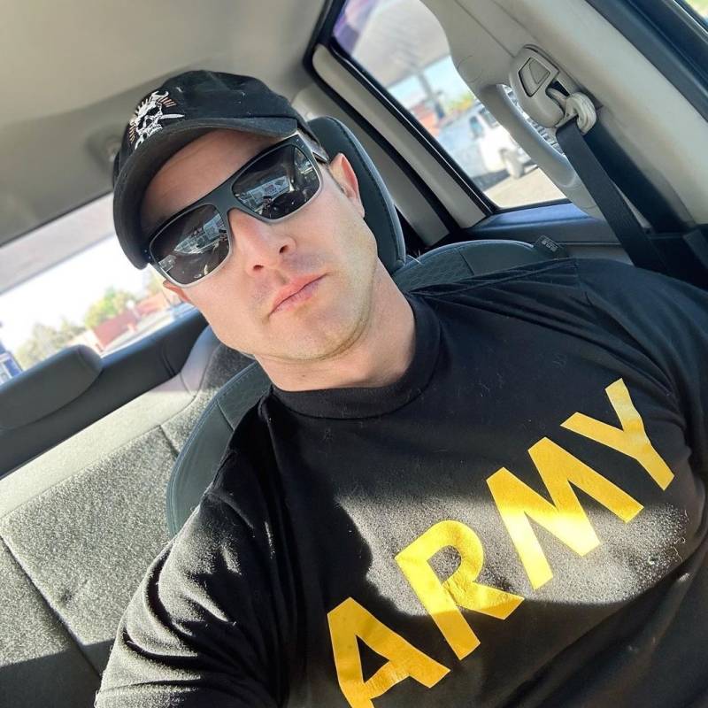 Meet Eddie, 29 Male from Estados Unidos - Free Online Dating at AhhDate