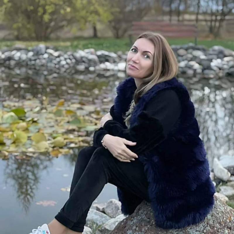 Meet Karine, 42 Female from Estados Unidos - Free Online Dating at AhhDate