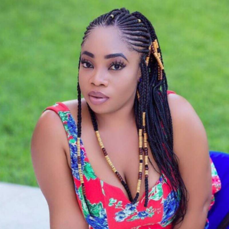 Meet Rosina, 19 Female from الولايات المتحدة - Free Online Dating at AhhDate