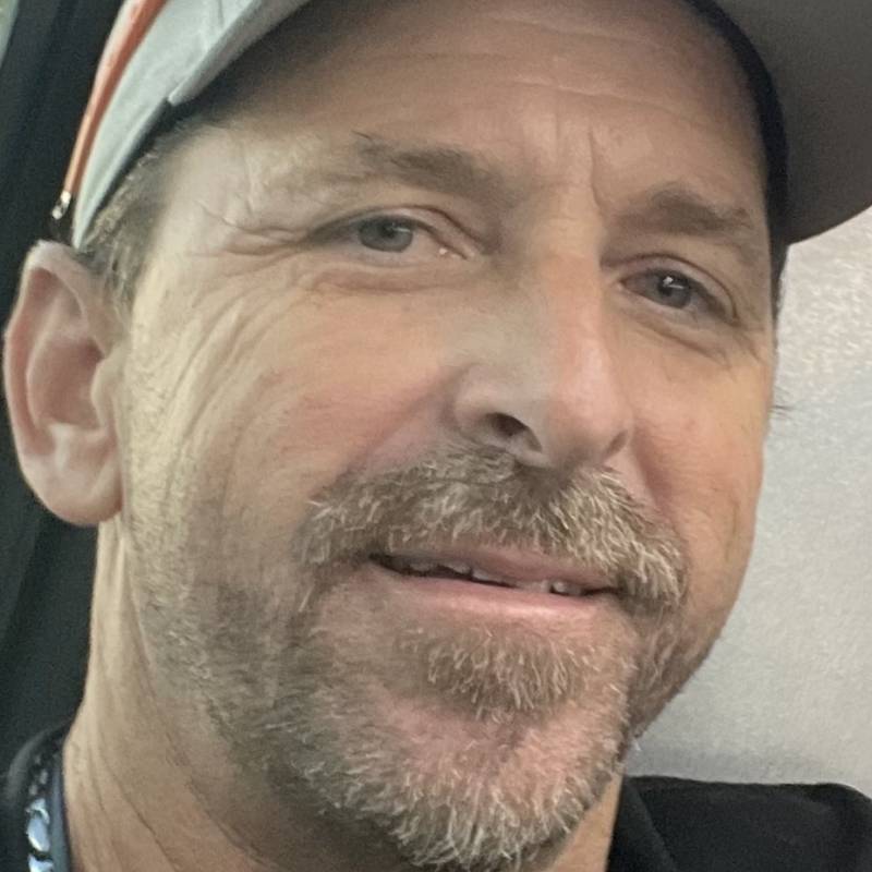 Meet Brian, 54 Male from Canada - Free Online Dating at AhhDate