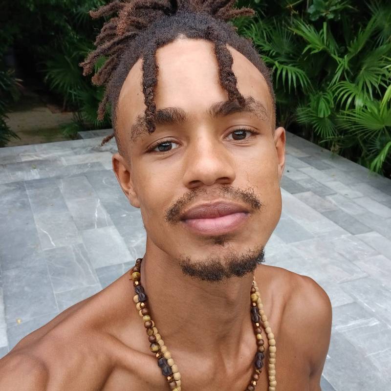 Meet Noah, 19 Male from United States - Free Online Dating at AhhDate