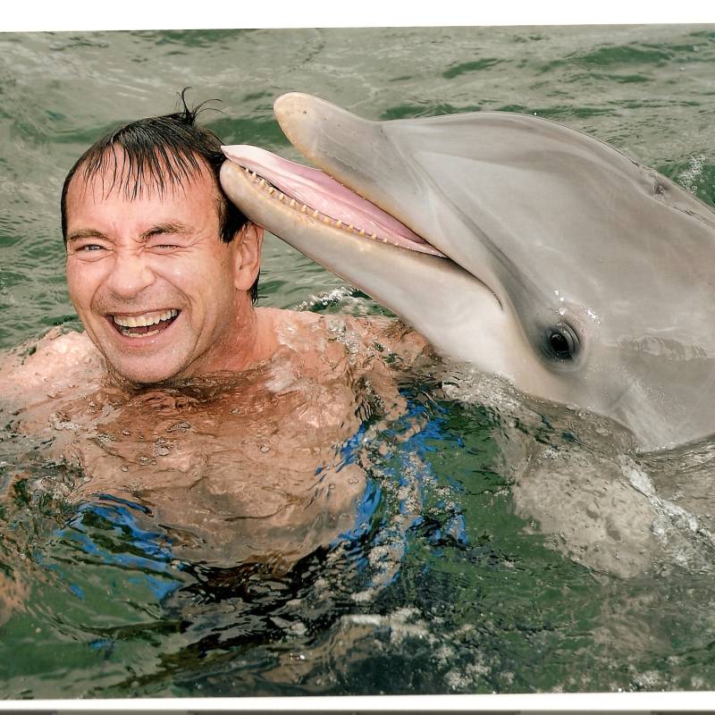 Meet Andy, 68 Male from Edmonton, Canada - Free Online Dating at AhhDate