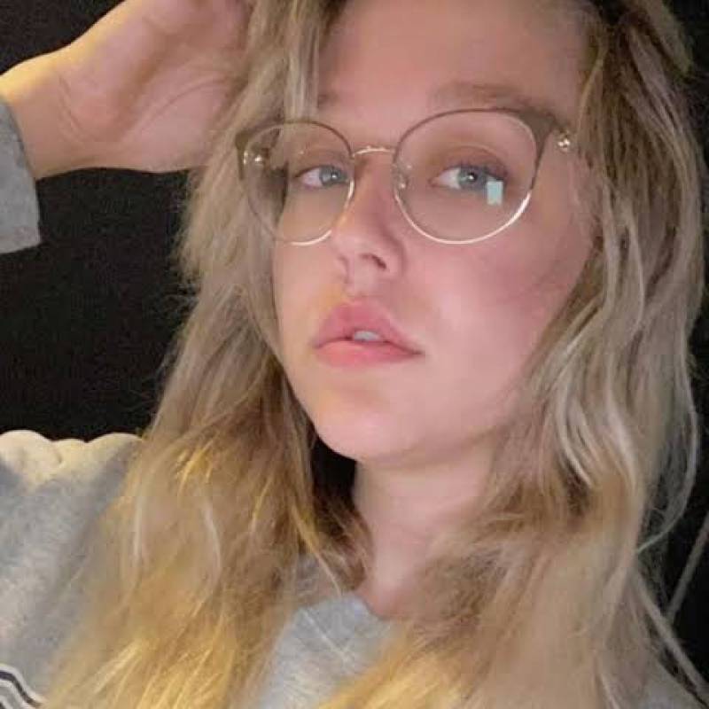 Meet Amelia, 27 Female from الولايات المتحدة - Free Online Dating at AhhDate - Photo 2350