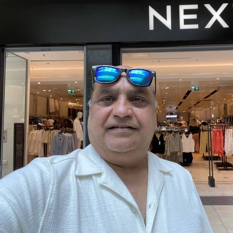 Meet Amin, 19 Male from Irlanda - Free Online Dating at AhhDate