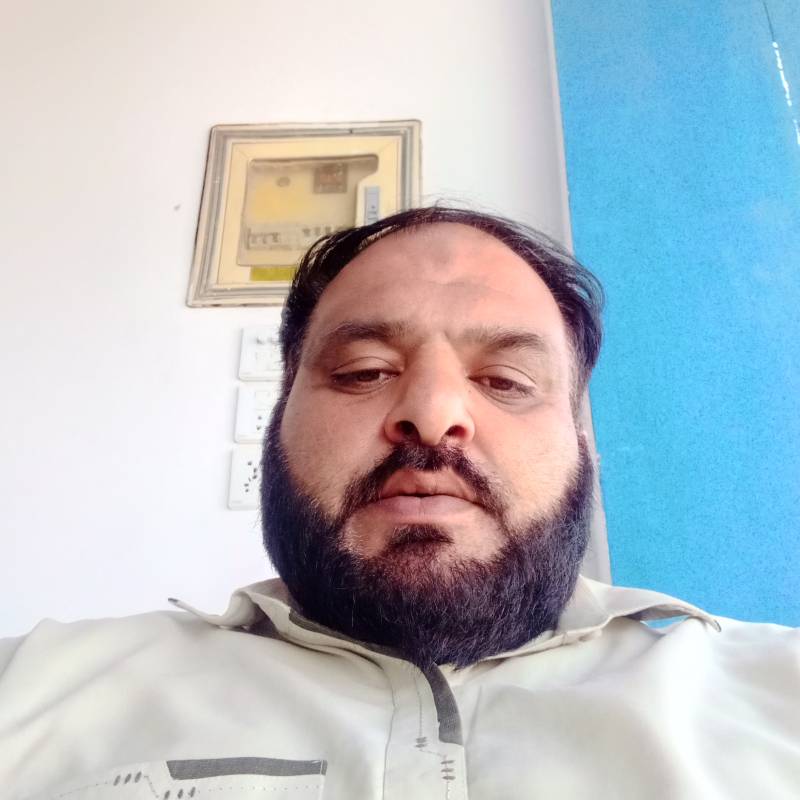 Meet Irfan, 41 Male from Pakistan - Free Online Dating at AhhDate