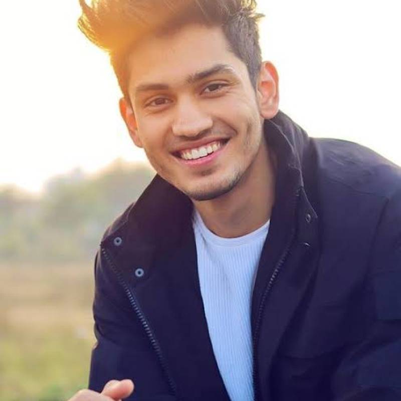 Meet Vinod, 27 Male from الهند - Free Online Dating at AhhDate