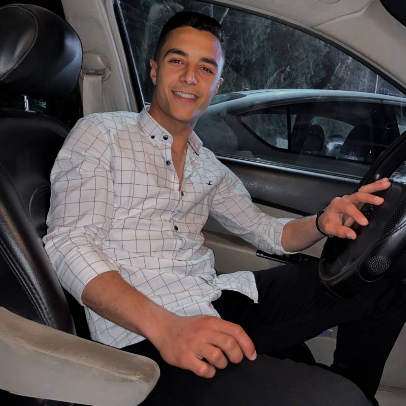 Meet Husseinalii, 26 Male from Anguilla - Free Online Dating at AhhDate - Photo 3820