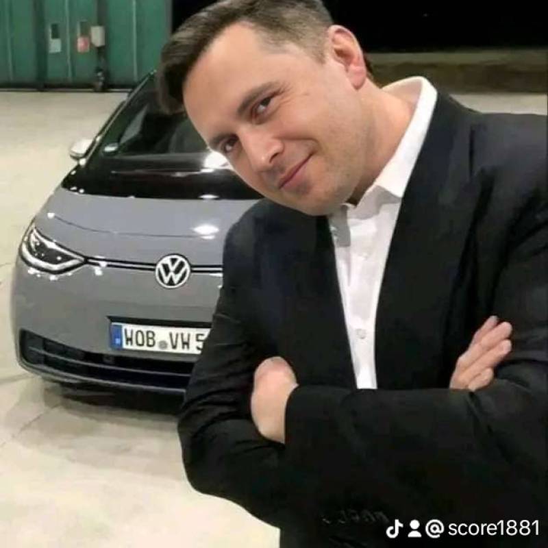 Meet Score, 19 Male from Australia - Free Online Dating at AhhDate