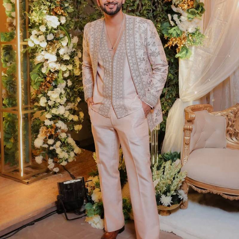 Meet Ani, 27 Male from United Kingdom - Free Online Dating at AhhDate