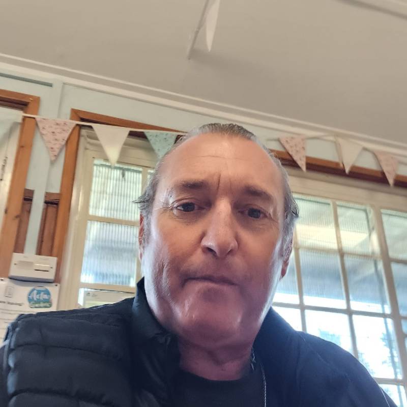 Meet Lucas, 18 Male from Deutschland - Free Online Dating at AhhDate