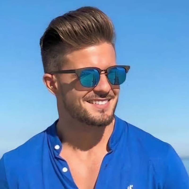 Meet omar, 18 Male from Египет - Free Online Dating at AhhDate