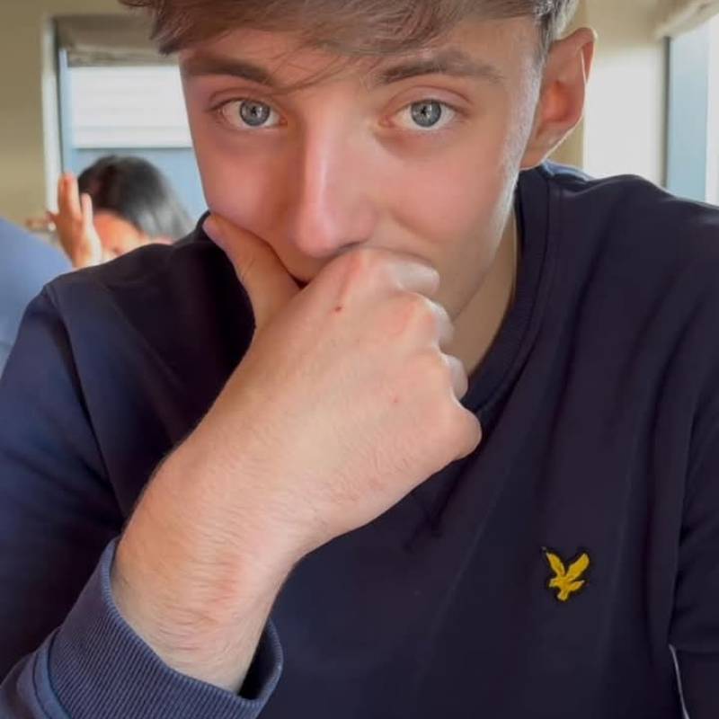 Meet Hot, 22 Male from Pakistan - Free Online Dating at AhhDate