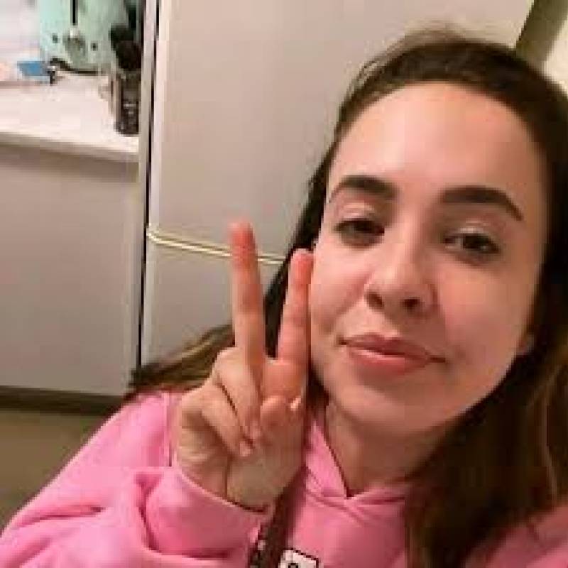 Meet Hellen, 18 Female from États-Unis - Free Online Dating at AhhDate