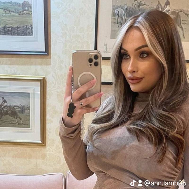 Meet Annie, 43 Female from United Kingdom - Free Online Dating at AhhDate