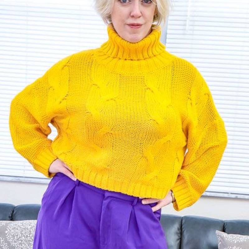 Meet Daniella, 18 Female from American Samoa - Free Online Dating at AhhDate