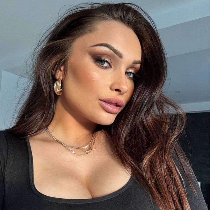 Meet Annie, 43 Female from United Kingdom - Free Online Dating at AhhDate - Photo 6085