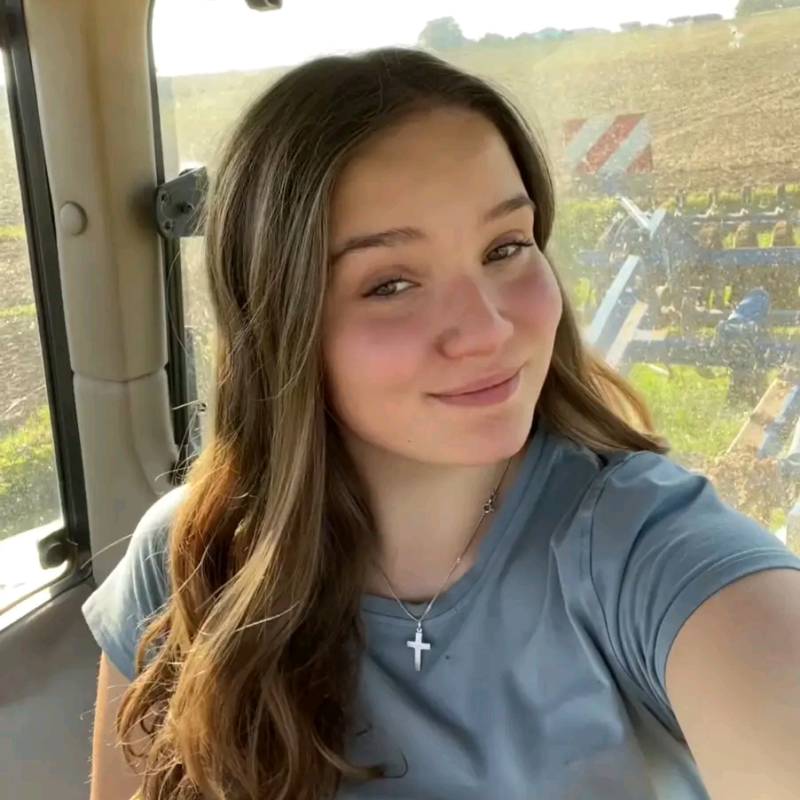 Meet Allison, 18 Female from Luxembourg - Free Online Dating at AhhDate