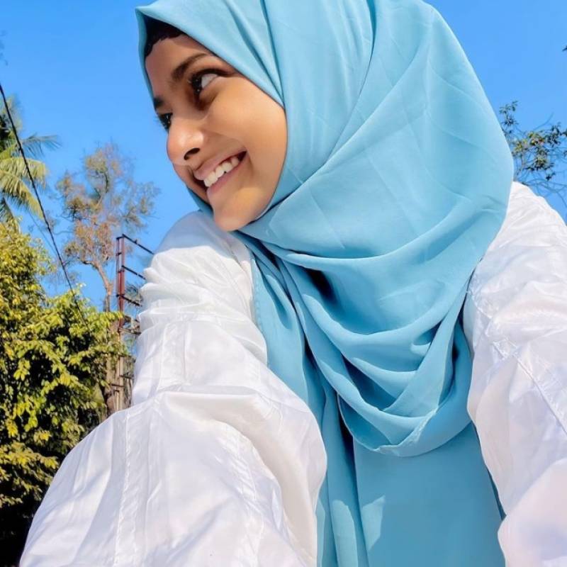 Meet Aylin, 18 Female from ديك رومى - Free Online Dating at AhhDate