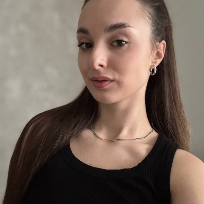 Meet Anna, 29 Female from Украина - Free Online Dating at AhhDate