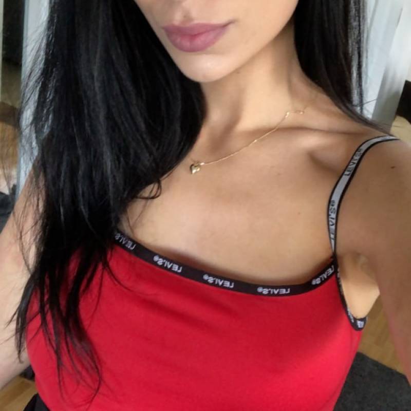 Meet Amelia, 32 Female from الولايات المتحدة - Free Online Dating at AhhDate