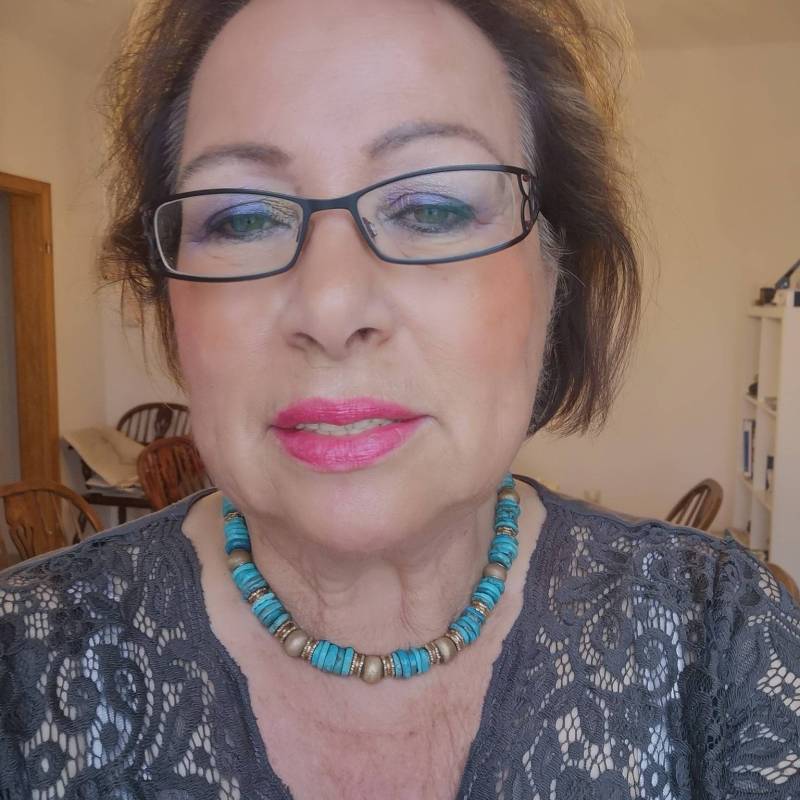 Meet Edith, 75 Female from Royaume-Uni - Free Online Dating at AhhDate