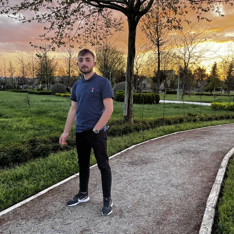Meet İbrahim, 18 Male from Tacchino - Free Online Dating at AhhDate