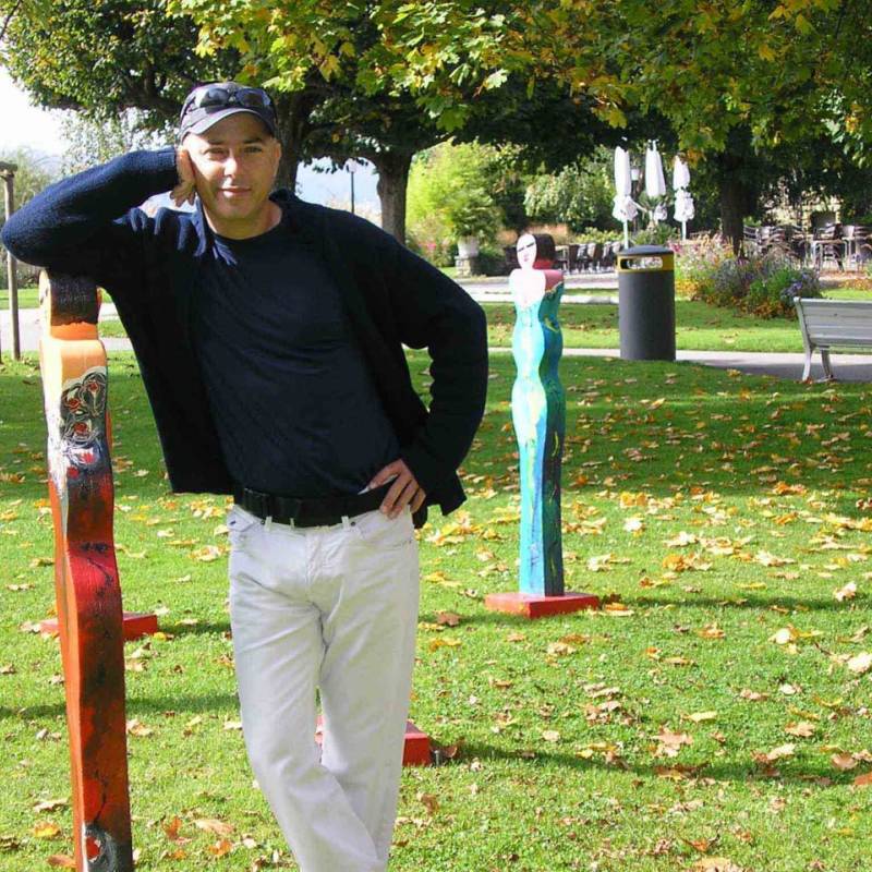 Meet alex, 49 Male from الإمارات العربية المتحدة - Free Online Dating at AhhDate