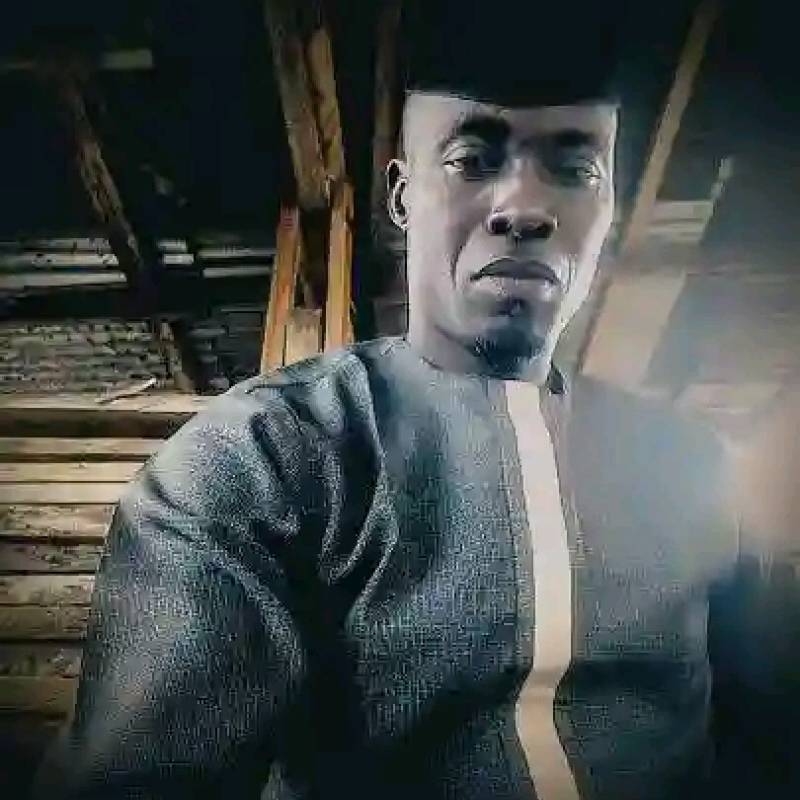 Meet Ademola, 38 Male from Nijerya - Free Online Dating at AhhDate