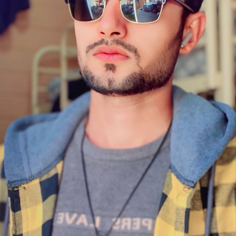 Meet Mirza, 23 Male from Portogallo - Free Online Dating at AhhDate