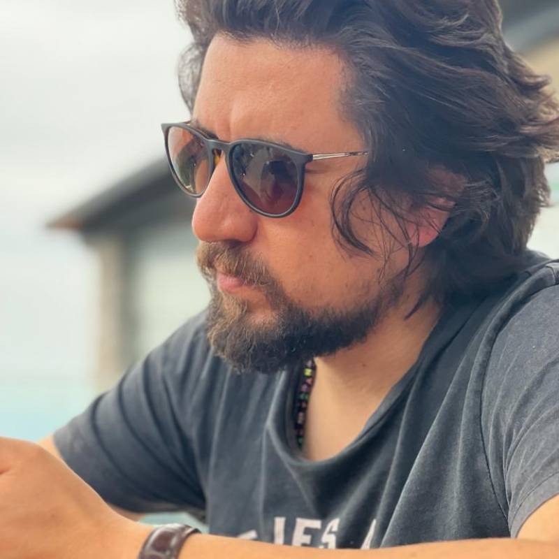 Meet Esref, 41 Male from Иордания - Free Online Dating at AhhDate