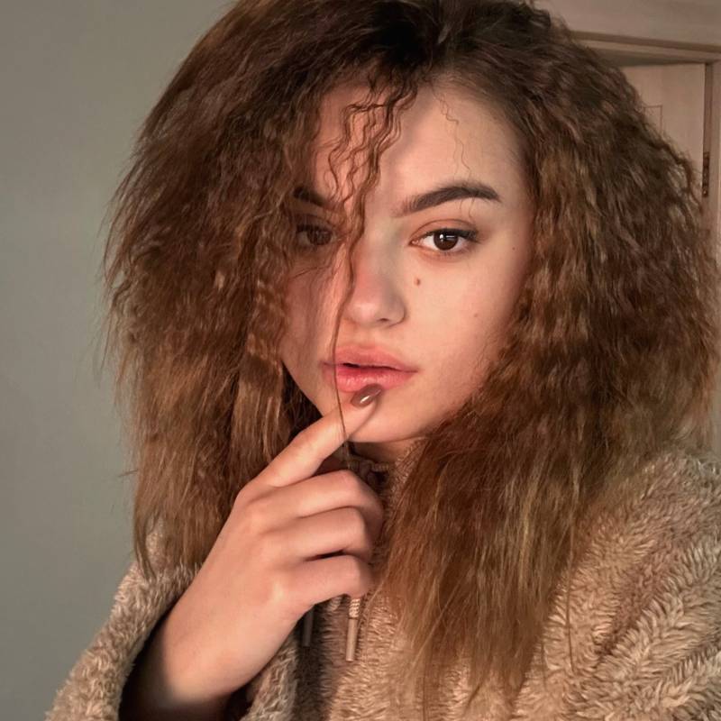 Meet Alina, 25 Female from Ukraine - Free Online Dating at AhhDate - Photo 8823