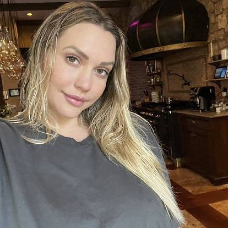 Meet Angela, 28 Female from Estados Unidos - Free Online Dating at AhhDate