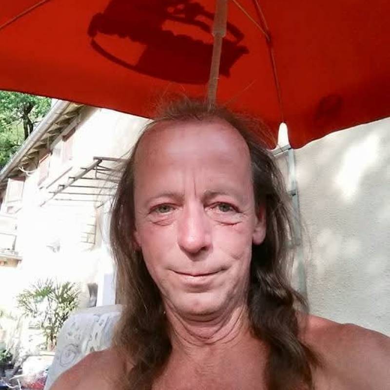 Meet Albert, 18 Male from فرنسا - Free Online Dating at AhhDate