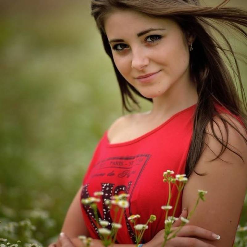 Meet Nelly, 18 Female from Ukraine - Free Online Dating at AhhDate