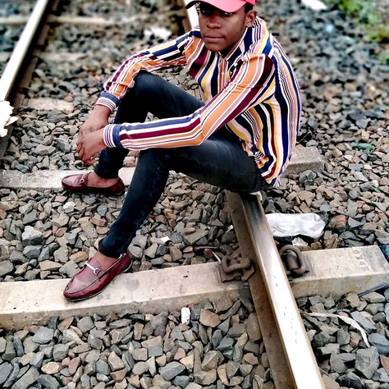 Meet Tharollo, 18 Male from Sud Africa - Free Online Dating at AhhDate