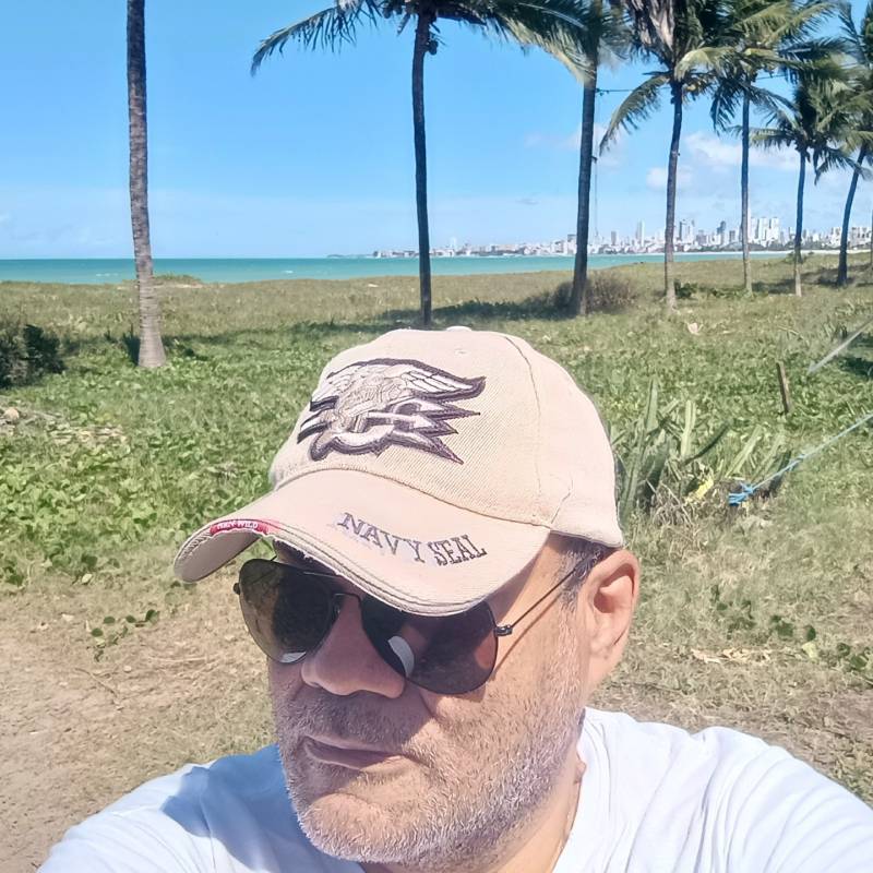 Meet José, 48 Male from Brazil - Free Online Dating at AhhDate