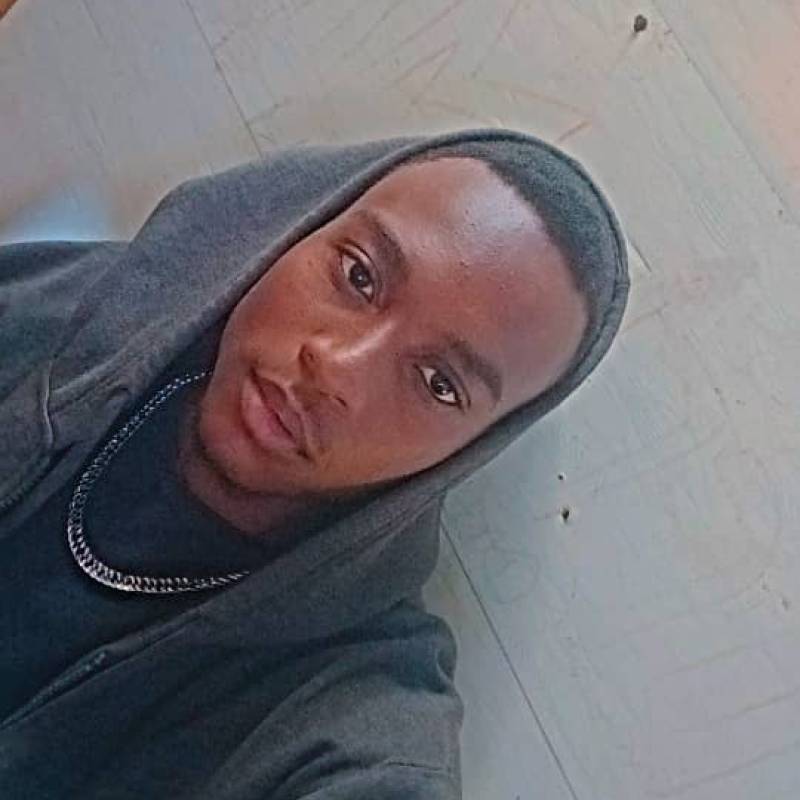 Meet Lubasi, 19 Male from Zambia - Free Online Dating at AhhDate - Photo 9745