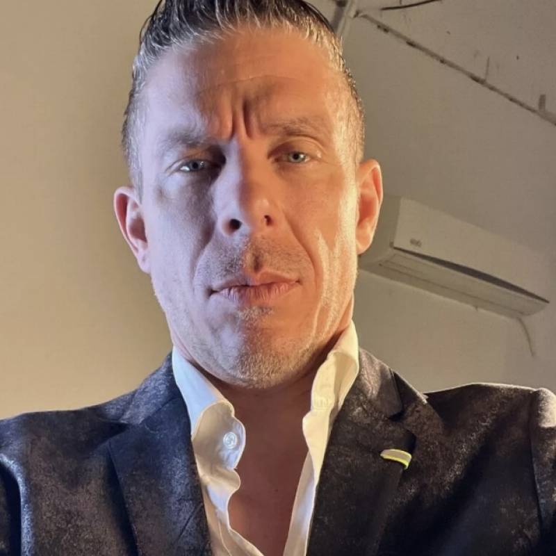 Meet John, 18 Male from California, Estados Unidos - Free Online Dating at AhhDate