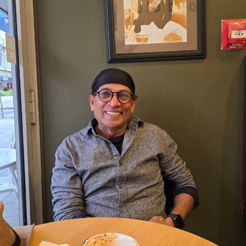 Meet James, 18 Female from سنغافورة - Free Online Dating at AhhDate