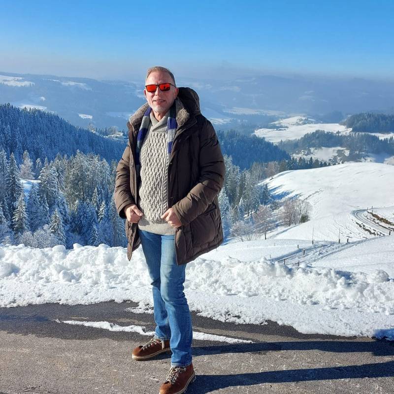 Meet Aaron, 18 Male from Australia - Free Online Dating at AhhDate