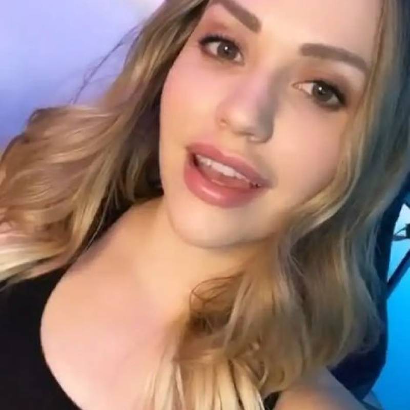 Meet Ashley, 28 Female from stati Uniti - Free Online Dating at AhhDate