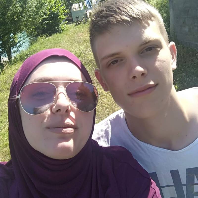 Meet Hamza, 18 Male from Германия - Free Online Dating at AhhDate