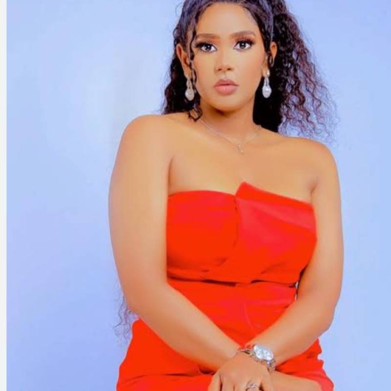 Meet Diamond, 34 Female from Benin - Free Online Dating at AhhDate