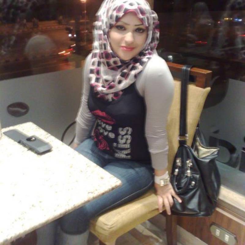 Meet Aminata, 23 Female from Dakar, Senegal - Free Online Dating at AhhDate