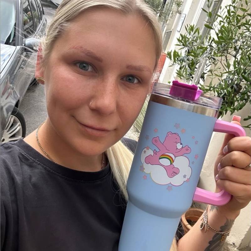 Meet Jennifer, 30 Female from Saint Helena - Free Online Dating at AhhDate