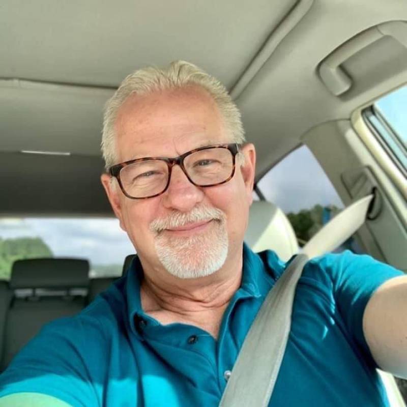 Meet Miroslav, 46 Male from Slovacchia - Free Online Dating at AhhDate - Photo 12295