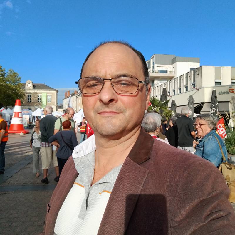 Meet Laurent, 60 Male from Франция - Free Online Dating at AhhDate - Photo 13128