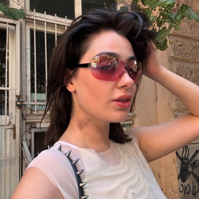 Meet Adnan, 18 Female from المملكة المتحدة - Free Online Dating at AhhDate