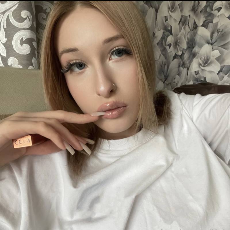 Meet Julet, 18 Female from United States - Free Online Dating at AhhDate - Photo 12755